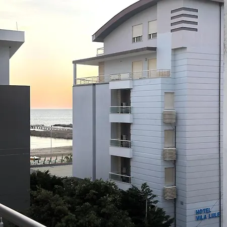 Sea Breeze Spacious 135m Family By Z Appartamento Durrës